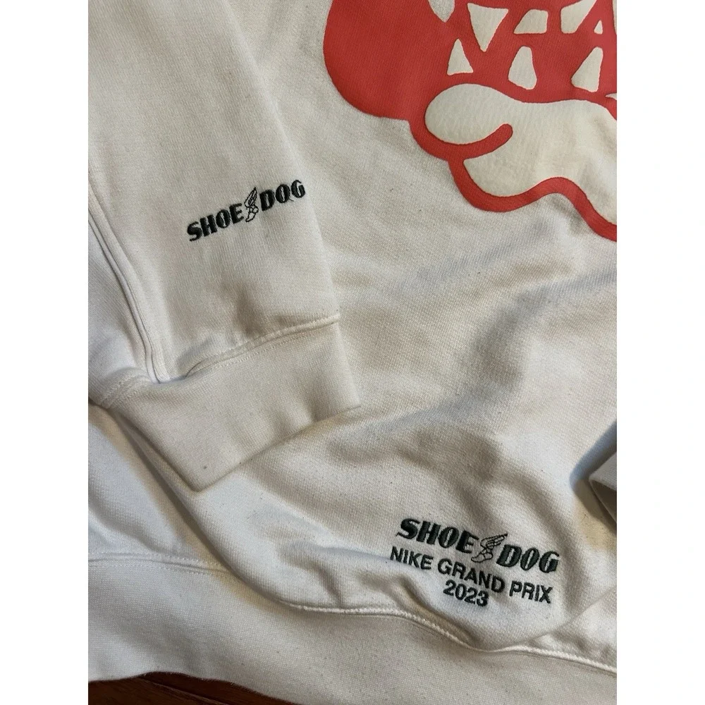 Men's Nike Shoe Dog Grand Prix 2023 White Crewneck Pullover Sweatshirt Small